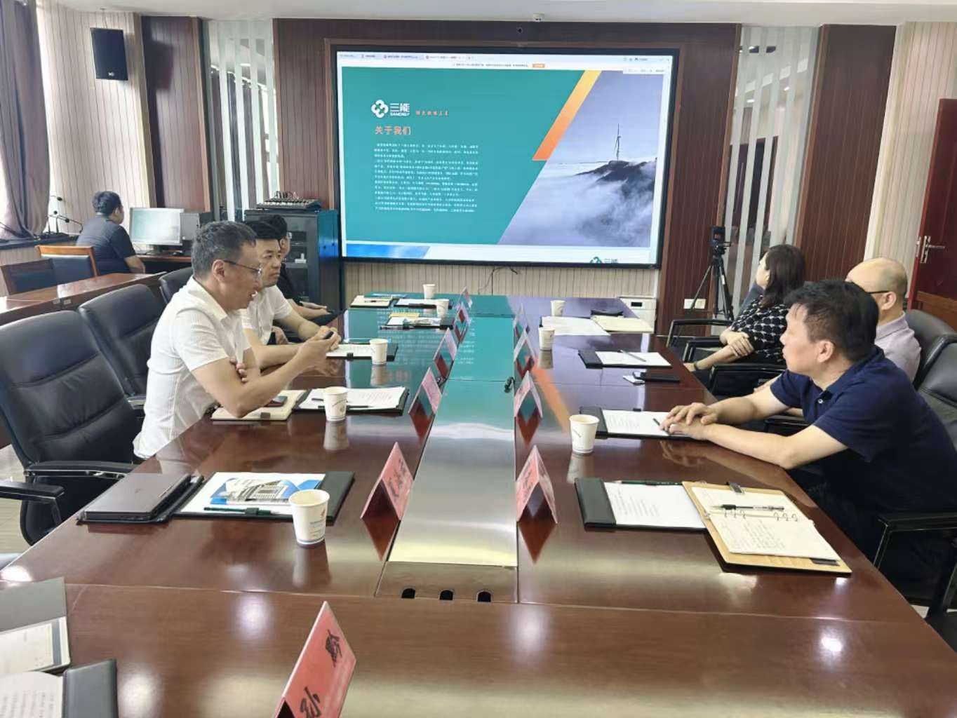 公司應(yīng)邀拜會(huì)昌吉回族自治州人民政府